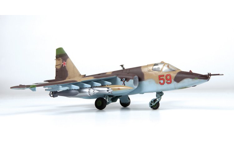 1:72 Zvezda 7312 Sovjet Aanvalsvliegtuig Sukhoi Su-25 Frogfoot - Straaljager - Zvz7312 3 - ZVZ7312